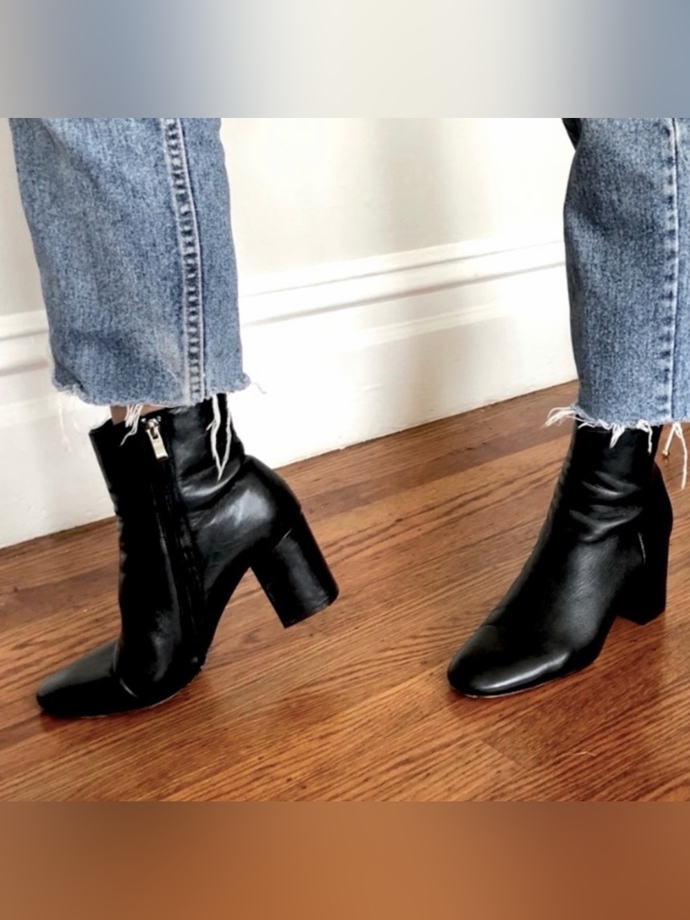 Halogen Black Leather Pointed Toe Ankle Booties